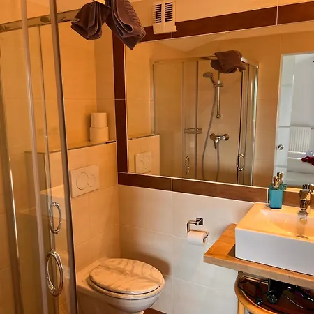 Apartman Montanara &